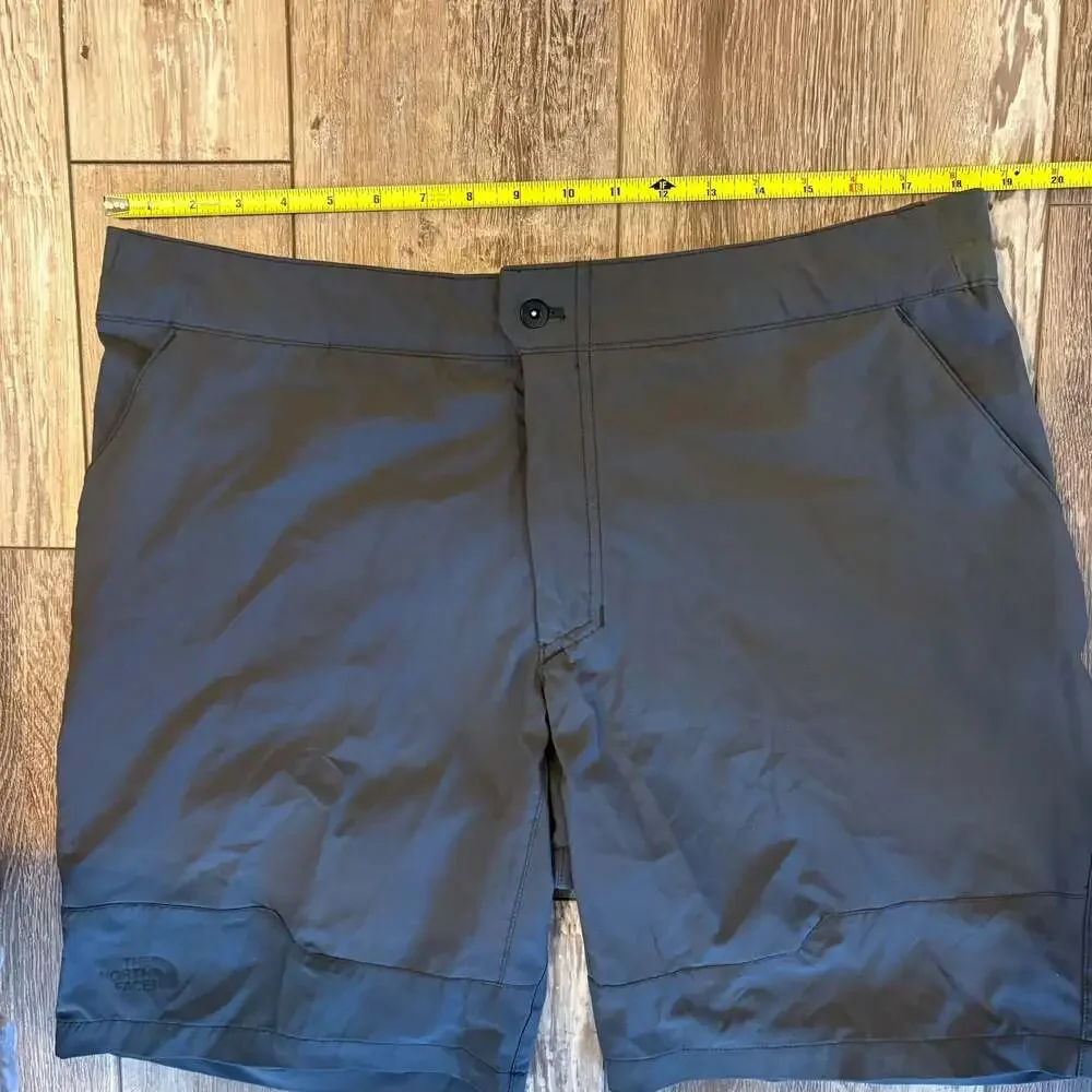 The North Face Paramount Active Shorts Men’s 38 Charcoal Hiking A3SOA